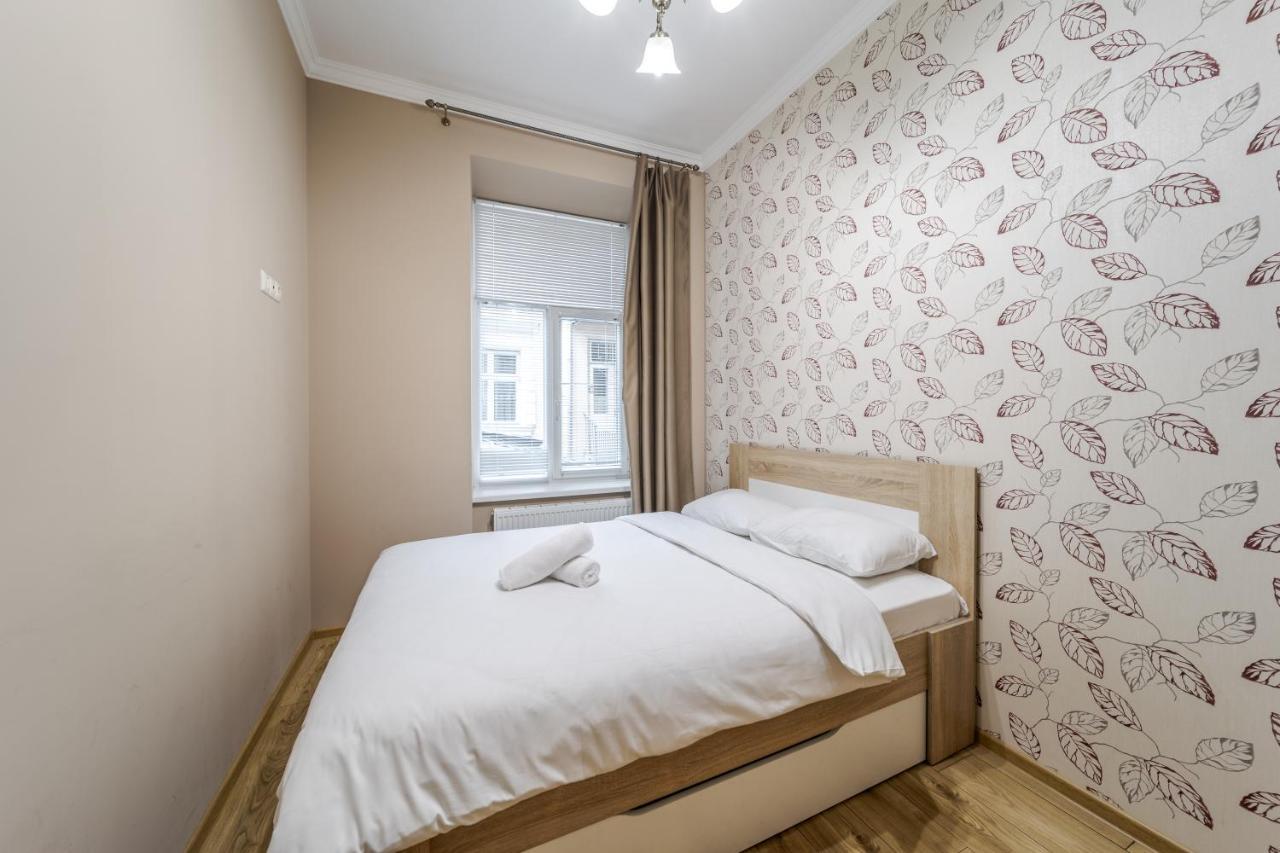 Apartment On Stavropihiiska Street 1 Lvov Exteriér fotografie